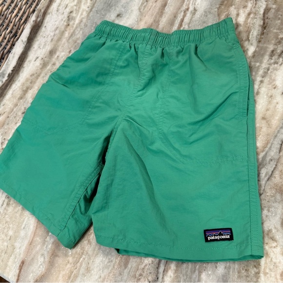 Boys PATAGONIA Hybrid green swim shorts- Size M/10 - Picture 2 of 7